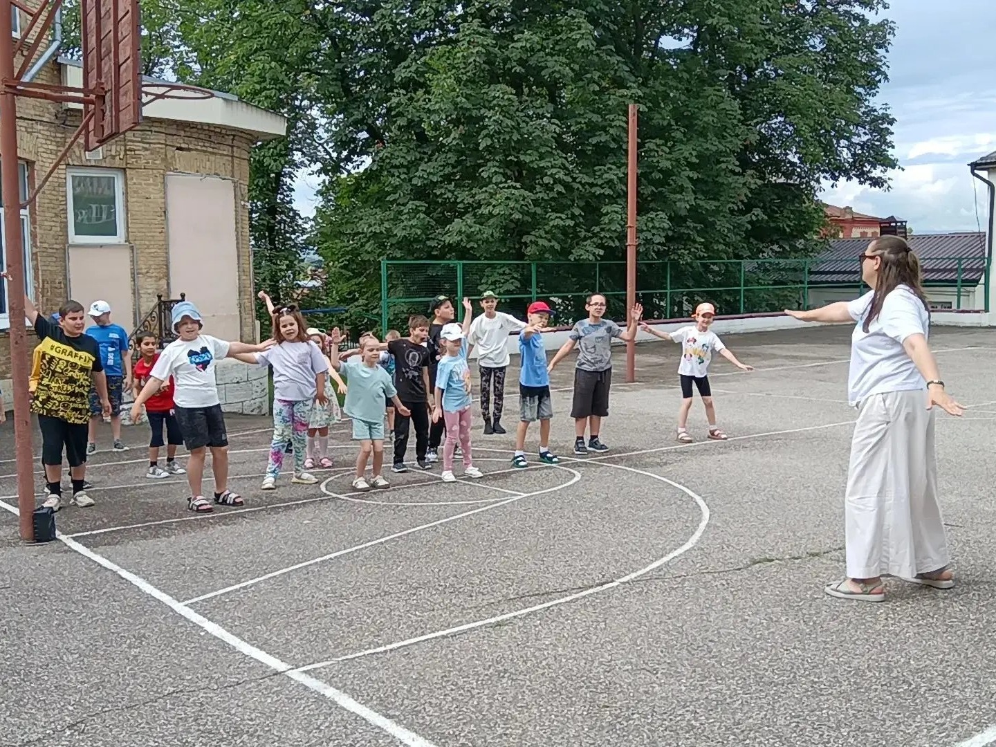 День творчества и драйва в нашем пришкольном лагере.